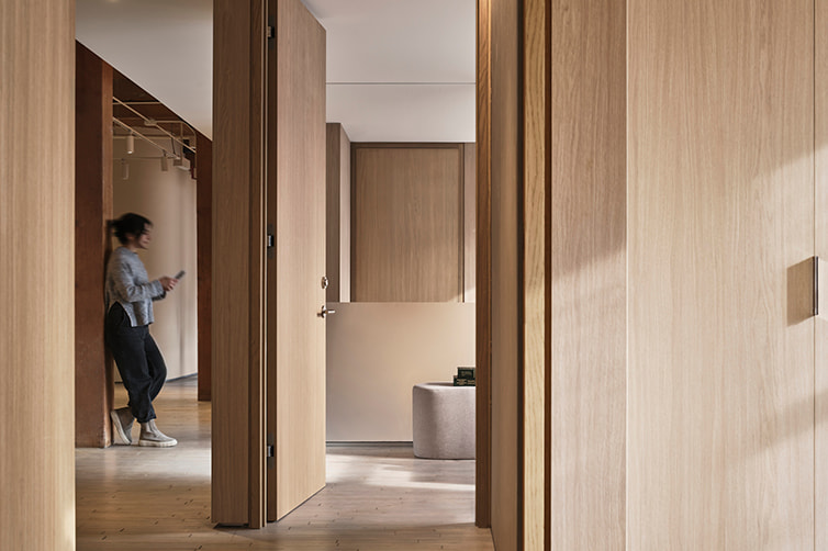 Master Oak panels in Addario project in Toronto