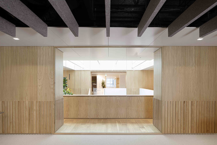 Playful striped patterns with slats create a nice look-through effect